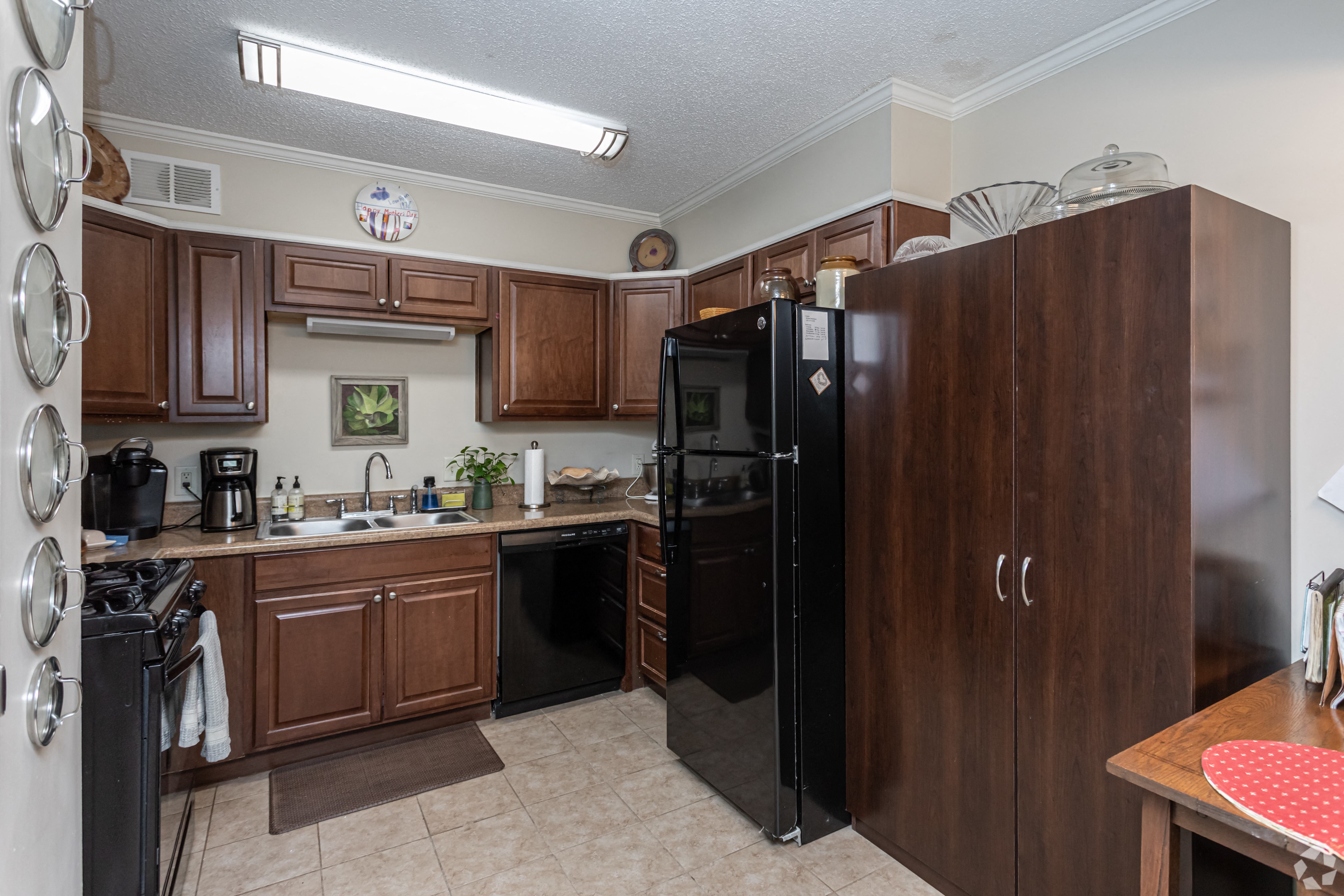 Lakewood House | Apartments in N Little Rock, AR